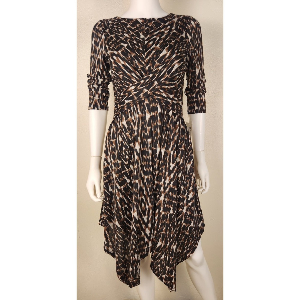 Robbie Bee Animal Print Fit To Flare Wrap Bust Dress Small